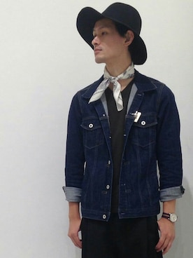 「RODE SKO（ロデスコ）のアイテム（財布/小物）」を使った、アレックスさん（メンズ・176cm）の秋コーディネート
