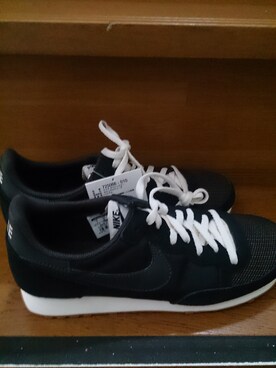 「NIKE（ナイキ）のアイテム（シューズ、ブラック系）」を使った、Yumeyuaさん（レディース・164cm）の秋コーディネート