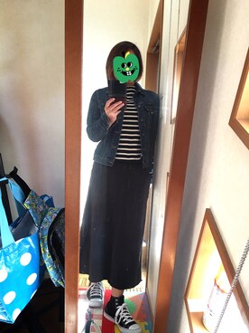 「NEW BALANCE（ニューバランス）のアイテム（スニーカー、ブラック系）」を使った、Yumeyuaさん（レディース・164cm）の冬コーディネート