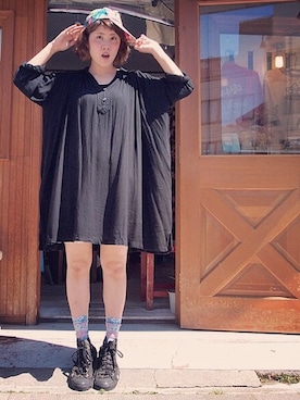 「足長効果」｜「アイテム（ファンデーション）」を使った、HamburgCafeさん（レディース・159cm）の夏コーディネート
