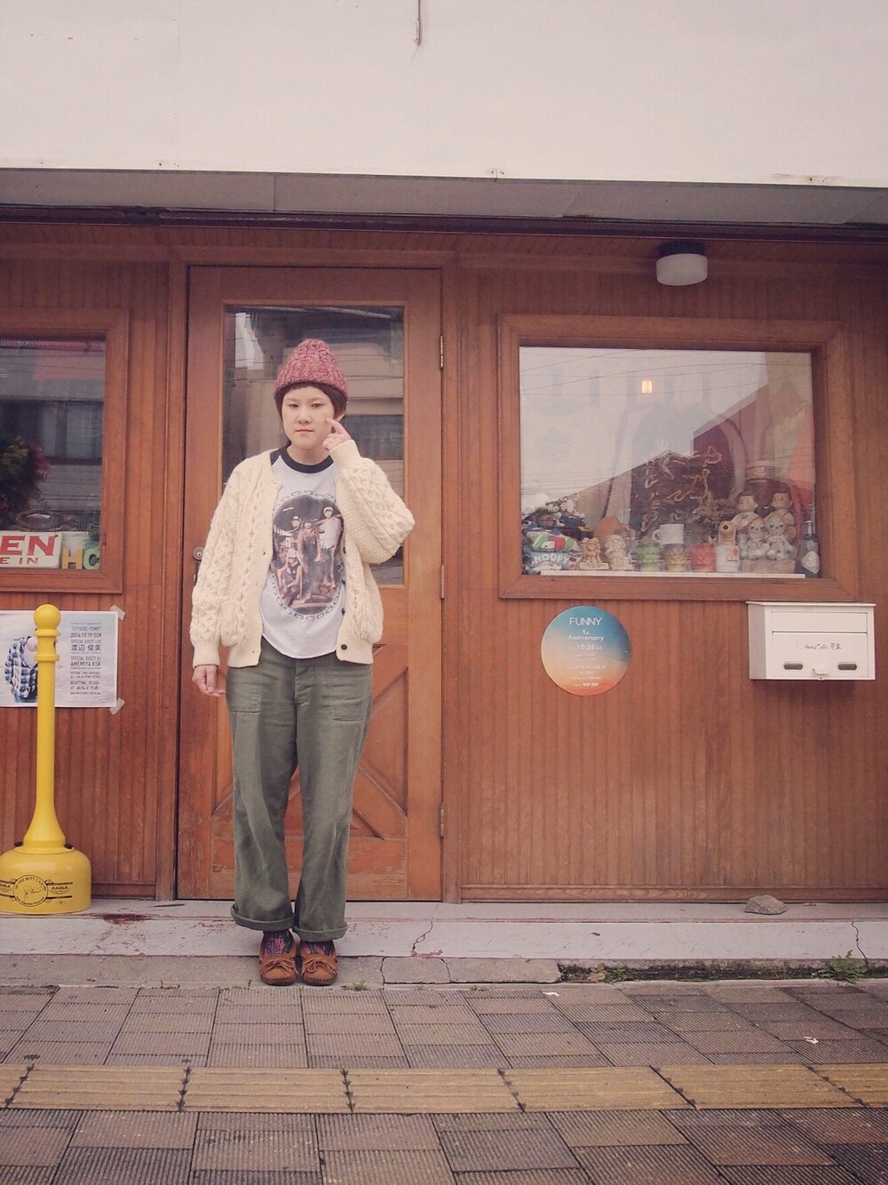 「古着、ニット帽、ミネトンカ、ベイカーパンツ、フィッシャーマンニット、全身古着」｜「MinnetonkaのMinnetonka KILTY SUEDE MOCCASIN　BROWN（その他、その他）」を使った、HamburgCafeさん（レディース・159cm）の秋コーディネートの1枚目の写真