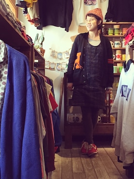 「アイテム（スニーカー）」を使った、HamburgCafeさん（レディース・159cm）の春コーディネート