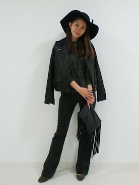 「DRWCYS（ドロシーズ）のアイテム（ライダースジャケット）」を使った、DRWCYS・PR 生駒典子さん（レディース・159cm）の冬コーディネート