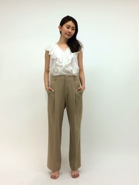 「DRWCYS（ドロシーズ）のアイテム（サンダル）」を使った、DRWCYS・PR 生駒典子さん（レディース・159cm）の春コーディネート