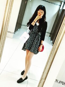 Shih Fang-syuanさんのコーディネート