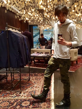 「ABSOLUT JOY（アブソリュートジョイ）のアイテム」を使った、achuchyさん（メンズ・180cm）の春コーディネート