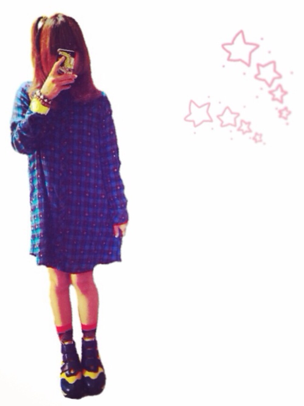 「ワンピース×スニーカー、ワンピース、スニーカー、スニーカー×靴下、RNA、チチカカ、Vivienne Westwood、G-SHOCK、ブルー、チェックワンピース」｜「チチカカのナバホジャガードチェックワンピース（シャツワンピース、ブルー系）」を使った、ながぴ ♩✩⃛さん（レディース・152cm）の秋コーディネートの1枚目の写真