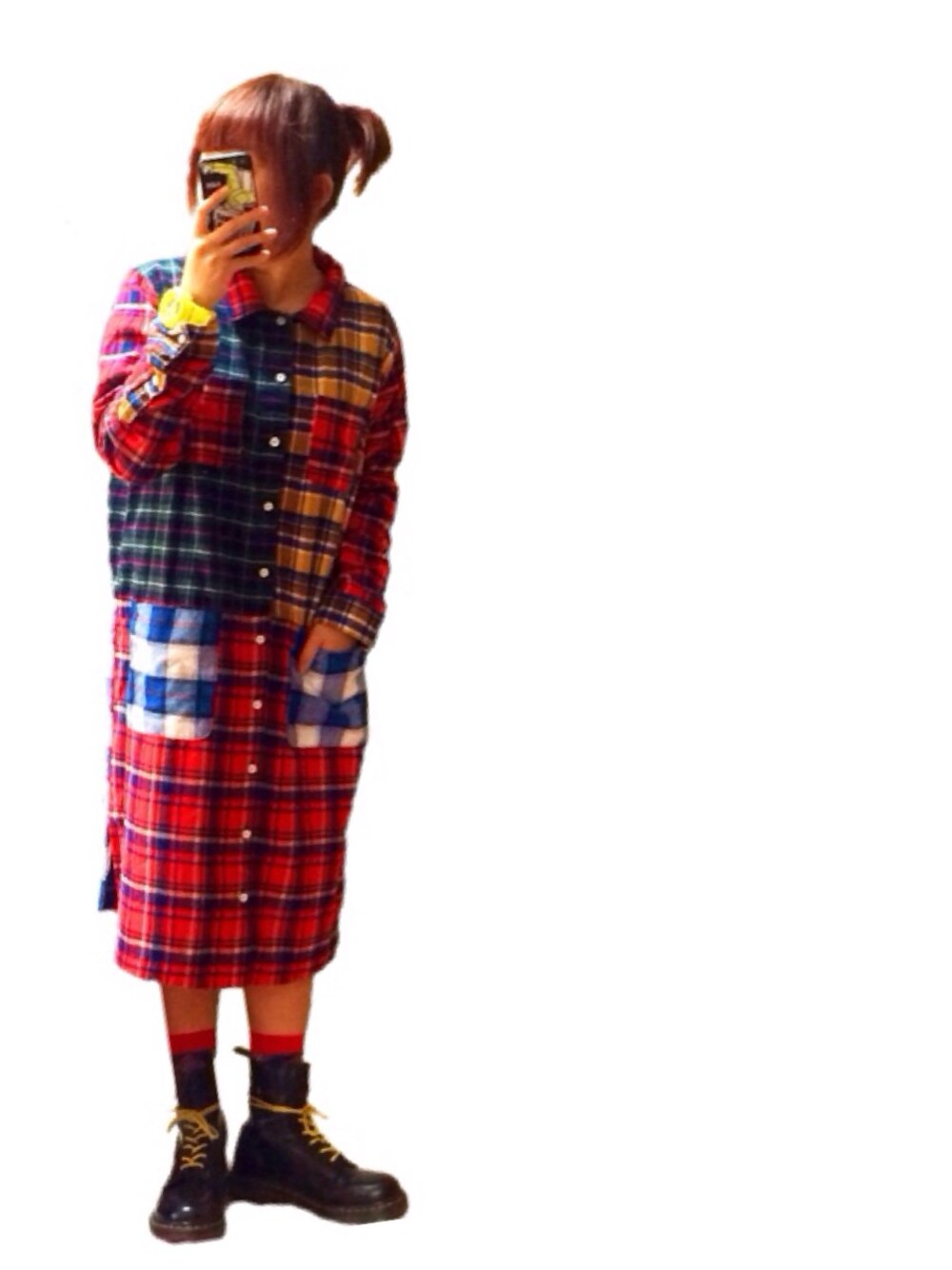 「RNA、チェックワンピース、Dr.Martens、G-SHOCK、チェックシャツ、カラフル」｜「RNAのD1224 クレイジーチェックワンピース（シャツワンピース、その他）」を使った、ながぴ ♩✩⃛さん（レディース・152cm）の秋コーディネートの1枚目の写真