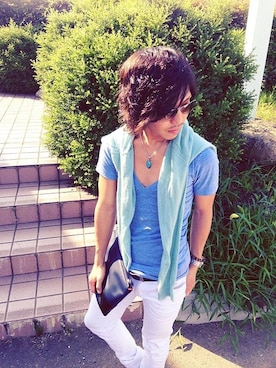 クラッチバッグを使った 白パンツコーデ のメンズ人気ファッションコーディネート Wear