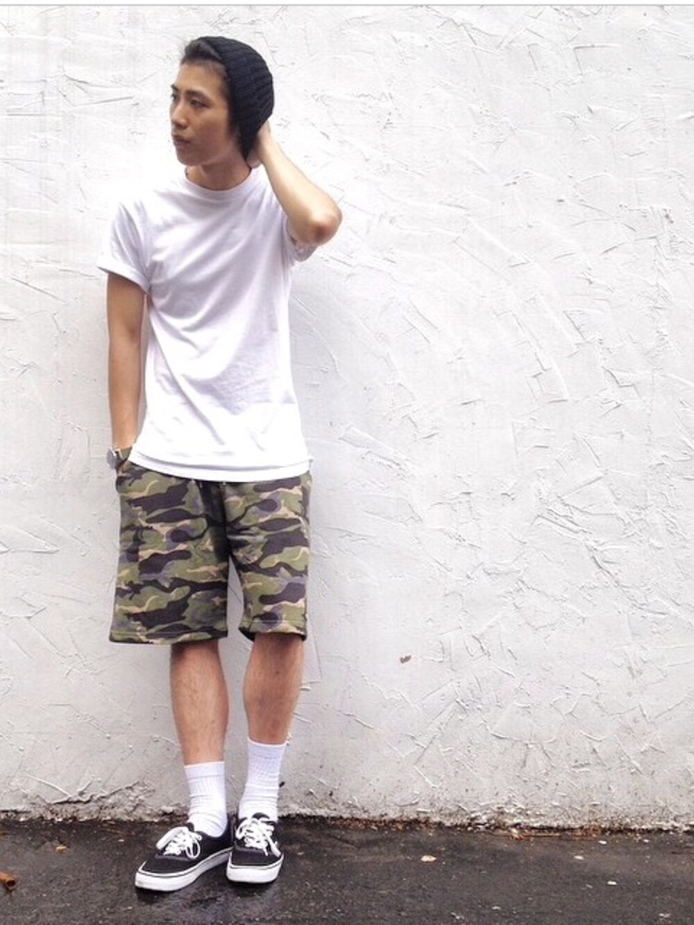 「REMIX、remixtaipei、VANS」｜「REMIXのCrew neck tee （Tシャツ/カットソー、ホワイト系）」を使った、REMIXTAIPEIさん（メンズ・175cm）の秋コーディネートの1枚目の写真