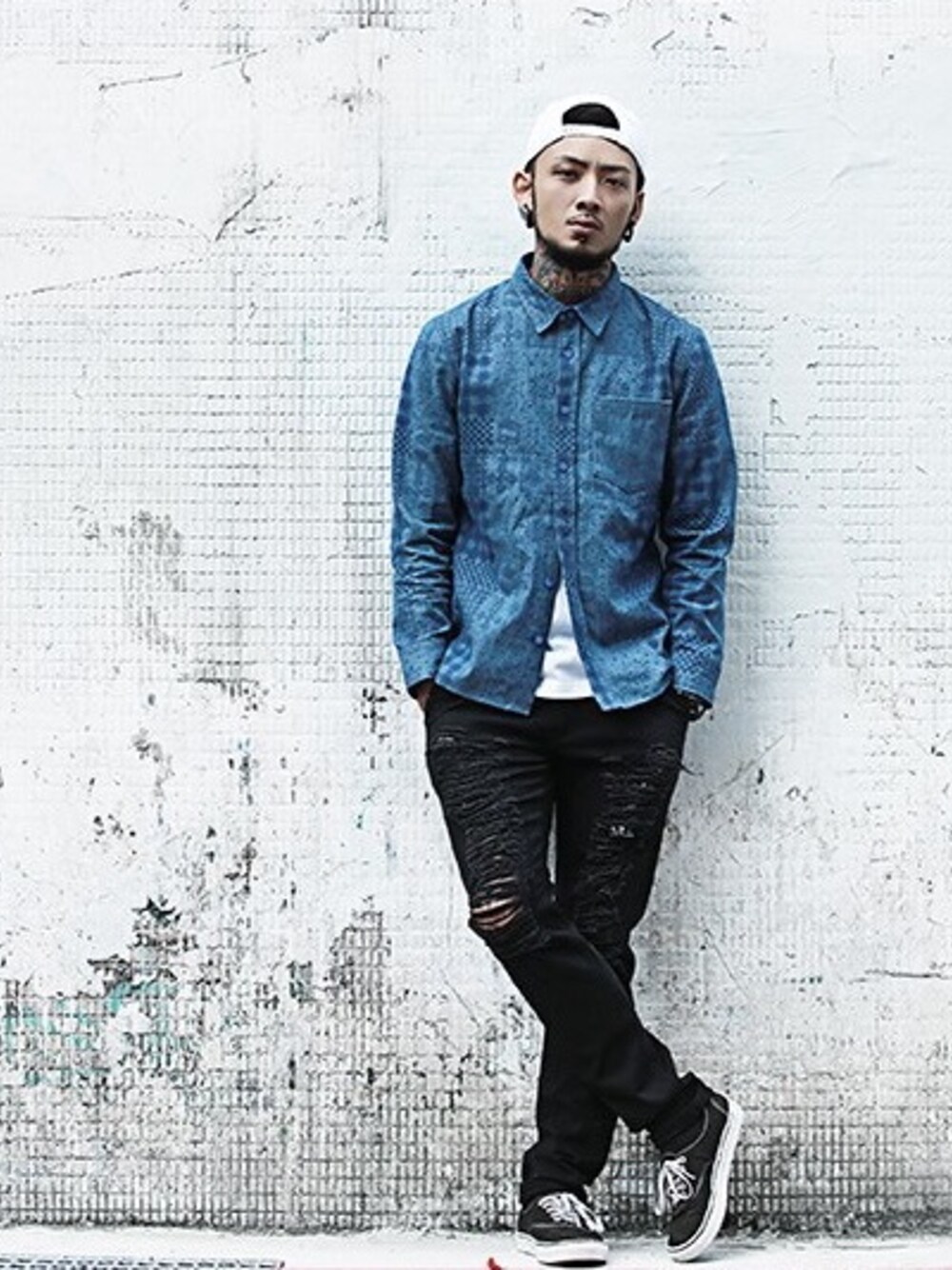 「WEARREMIX、REMIX、remixtaipei」｜「REMIXのAll pattern shirt （シャツ/ブラウス、ブルー系）」を使った、REMIXTAIPEIさん（メンズ・175cm）の秋コーディネートの1枚目の写真