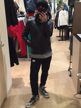 「DENIM BY VANQUISH & FRAGMENT（デニムバイヴァンキッシュフラグメント）のアイテム（帽子）」を使った、70eidjさん（メンズ・168cm）の秋コーディネート