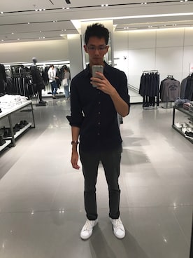 「ZARA（ザラ）のアイテム（シャツ/ブラウス、ブルー系）」を使った、天空与流云さん（メンズ・180cm）の秋コーディネート