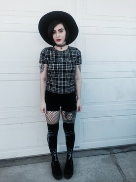 Mallory Gutierrezさんのコーディネート