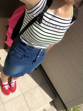 「アイテム（デニムスカート）」を使った、てと。さん（レディース・165cm）の秋コーディネート
