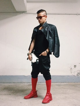 「red」｜「アイテム（ライダースジャケット）」を使った、joe wong さん（メンズ・173cm）の冬コーディネート