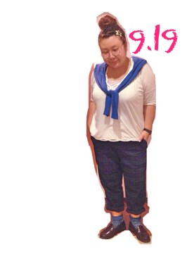 「plussize」｜「アイテム（腕時計）」を使った、kasan/manaさん（レディース・155cm）の秋コーディネート