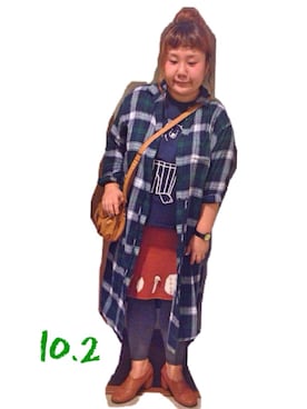 「plussize」｜「アイテム（腕時計）」を使った、kasan/manaさん（レディース・155cm）の秋コーディネート