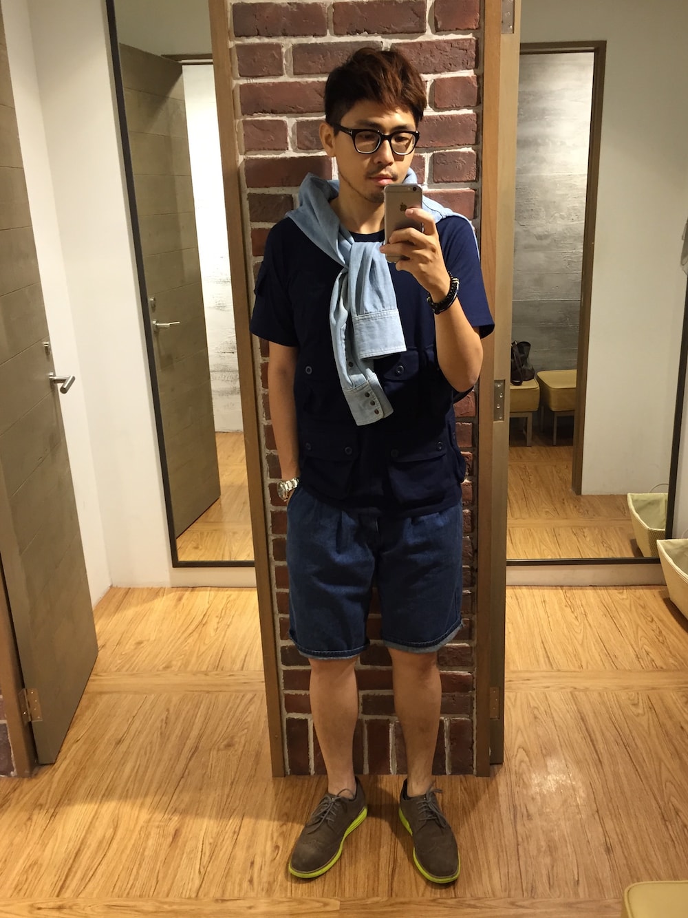 「wisdom、EOTOTO、COLE HAAN(COLE HAAN)、adidas originals」｜「COLE HAANのwingtip（その他シューズ、グレー系）」を使った、AZHANGさん（メンズ・172cm）の冬コーディネートの1枚目の写真