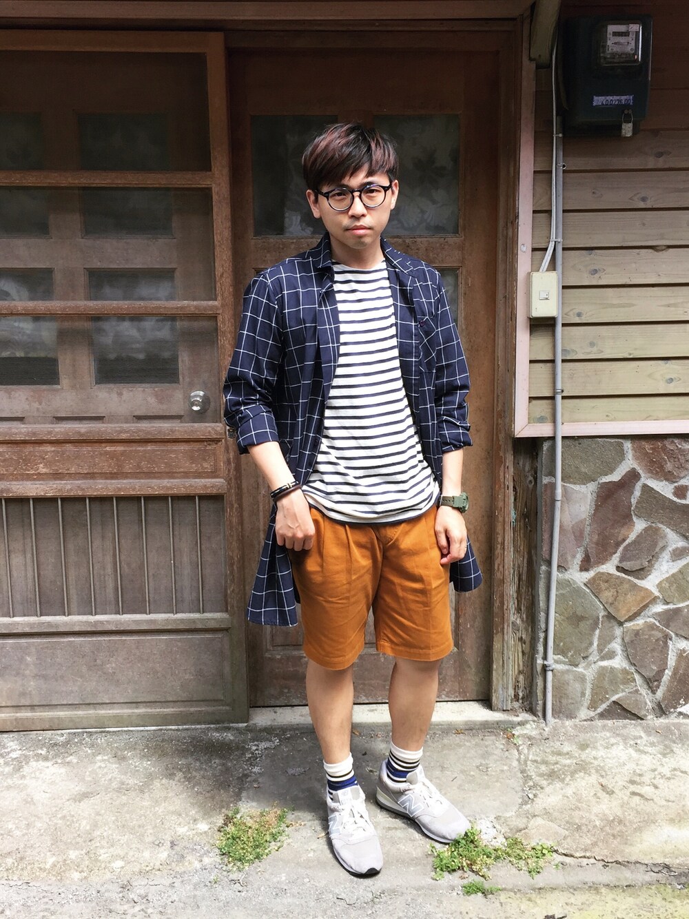 「wisdom、saint james、New Balance、EOTOTO」｜「SAINT JAMESのアイテム（Tシャツ/カットソー、ブルー系）」を使った、AZHANGさん（メンズ・172cm）の夏コーディネートの1枚目の写真