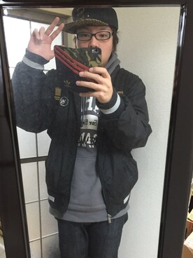 「アイテム（PC・スマホグッズ/家電）」を使った、ナジィさん（メンズ・176cm・30代）の冬コーディネート