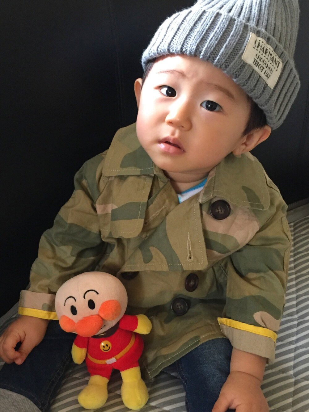 「カジュアル、男の子、ニット帽」｜「しまむらのアイテム（ニットキャップ/ビーニー、グレー系）」を使った、R  I K uさん（キッズ・80cm）の秋コーディネートの1枚目の写真