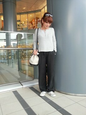 「AVIREX（アヴィレックス）のavirex(アビレックス)　レディース/　 長袖　アーミーニット（ニット/セーター、グレー系）」を使った、Akaneさん（レディース・155cm）の春コーディネート