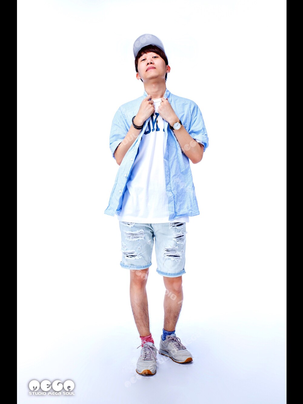 「冲绳」｜「Championのアイテム（Tシャツ/カットソー、ホワイト系）」を使った、大魂henryさん（メンズ・175cm）の秋コーディネートの1枚目の写真