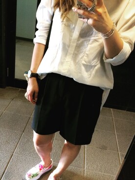 「GU（ジーユー）のアイテム（スラックス、ブラック系）」を使った、ayukaさん（レディース・155cm）の春コーディネート