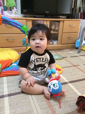 「HYSTERIC MINI（ヒステリックミニ）のヒスミニ♡デビルキンＴ（Tシャツ/カットソー、ホワイト系）」を使った、suzu×renさん（キッズ・70cm）の夏コーディネート
