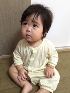 「no brand（ノーブランド）のアイテム（ロンパース、イエロー系）」を使った、suzu×renさん（キッズ・70cm）の秋コーディネート