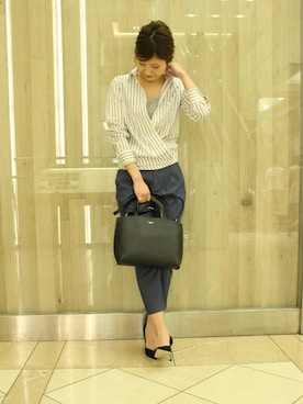 「アイテム（タンクトップ、グレー系）」を使った、mikiさん（レディース・163cm）の春コーディネート