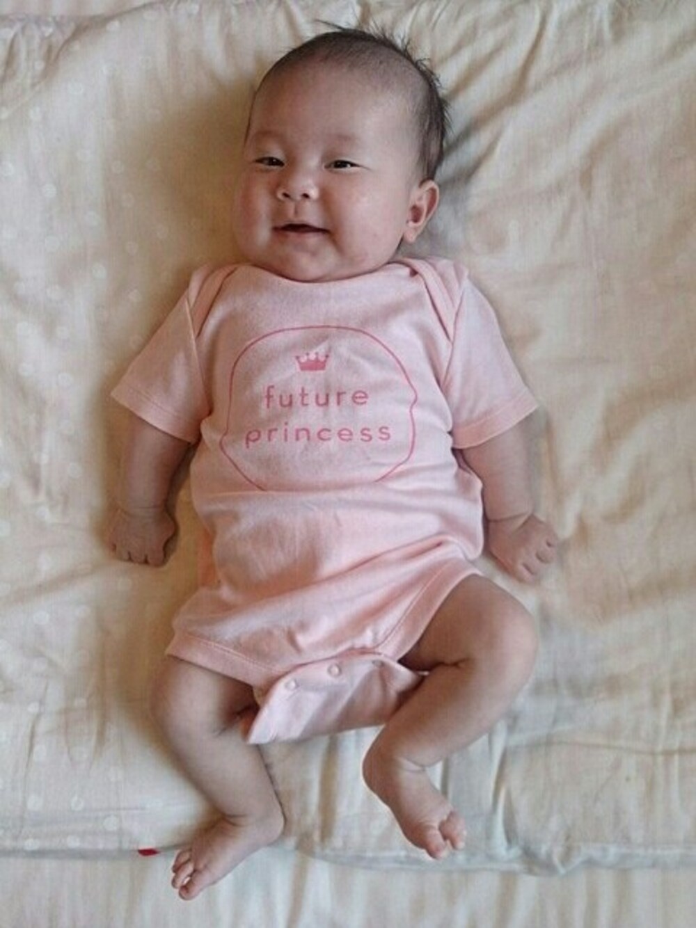 「babyGAPのアイテム（つなぎ/オールインワン、ピンク系）」を使った、sayoさん（レディース・70cm）の冬コーディネートの1枚目の写真