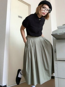 「B.L.U.E（ビーエルユーイー）のアイテム（スカート）」を使った、31さん（レディース・164cm）の夏コーディネート