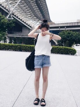 Tiffany kuさんのコーディネート