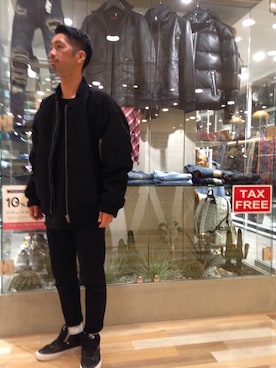 「WHITELAND（ホワイトランド）のアイテム（MA-1）」を使った、LHP池袋スタッフ４さん（メンズ・170cm）の秋コーディネート