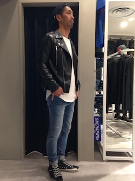 「DANKE SCHON（ダンケシェーン）のアイテム（ライダースジャケット）」を使った、LHP池袋スタッフ４さん（メンズ・170cm）の冬コーディネート