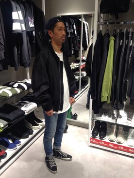 「WHITELAND（ホワイトランド）のアイテム（ミリタリージャケット）」を使った、LHP池袋スタッフ４さん（メンズ・170cm）の冬コーディネート