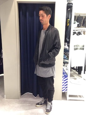 「WHITELAND（ホワイトランド）のアイテム（MA-1）」を使った、LHP池袋スタッフ４さん（メンズ・170cm）の秋コーディネート