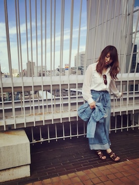 「アイテム（デニムジャケット）」を使った、koizumiさん（レディース・156cm）の夏コーディネート