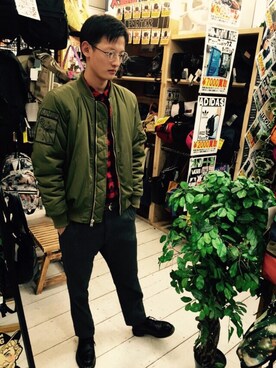「UNIF（ユニフ）のアイテム（ブルゾン）」を使った、TAIGAさん（メンズ・177cm）の春コーディネート