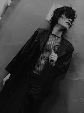 「網タイツ」｜「アイテム（ステンカラーコート）」を使った、よしい たつやさん（メンズ・170cm）の秋コーディネート