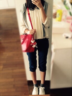 腕時計を使った 青パンツ のレディース人気ファッションコーディネート Wear