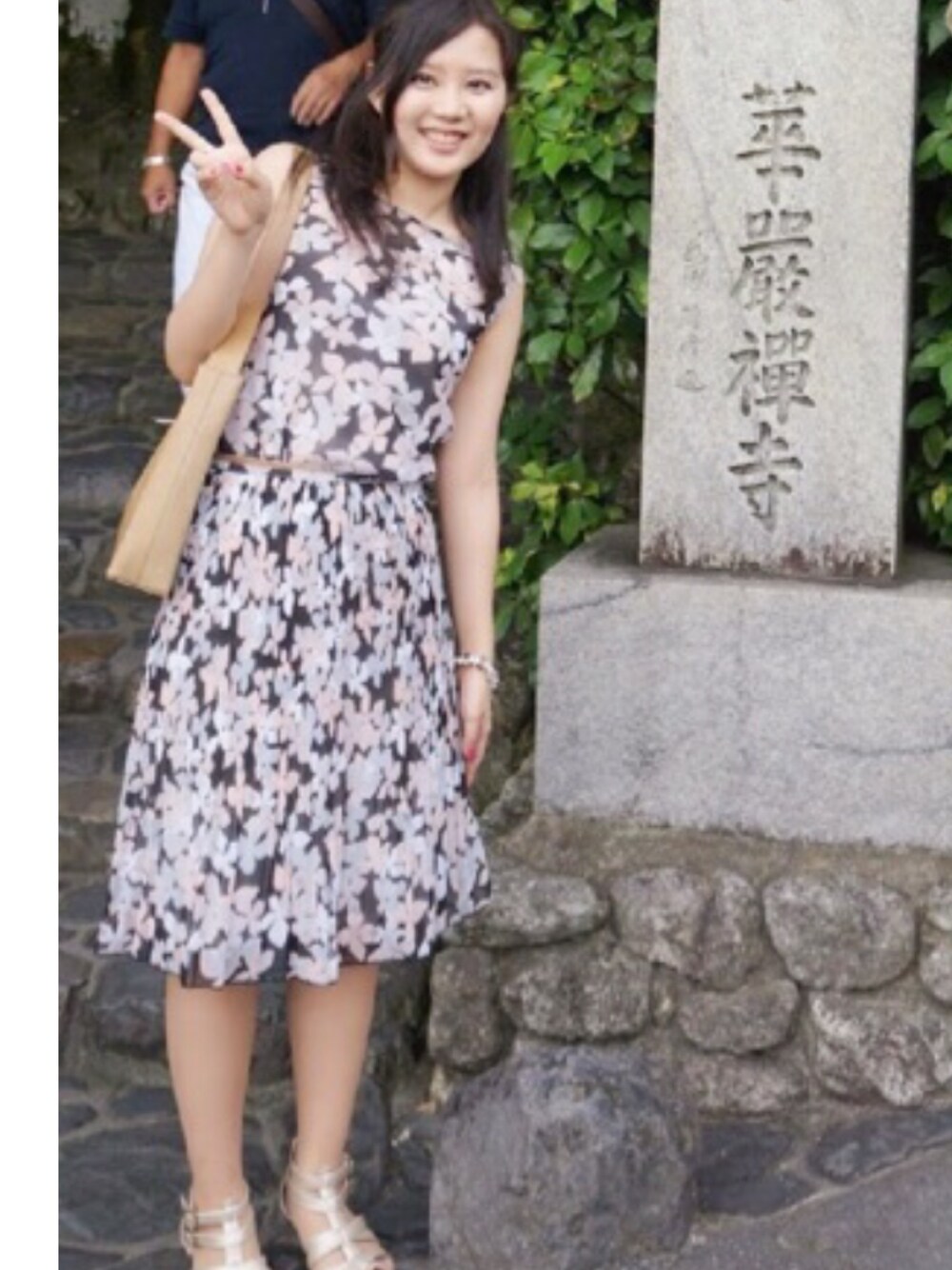 「キレイめ」｜「4℃のアイテム（ドレス、ブラック系）」を使った、まいさん（レディース・156cm）の秋コーディネートの1枚目の写真