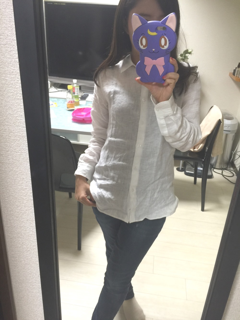 「ラクチンコーデ、シンプル」｜「UNIQLOのアイテム（シャツ/ブラウス、ホワイト系）」を使った、まいさん（レディース・156cm）の秋コーディネートの1枚目の写真