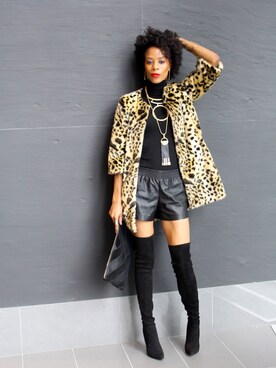 Leslie  Thompsonさんのコーディネート