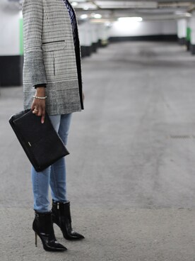 Leslie  Thompsonさんのコーディネート