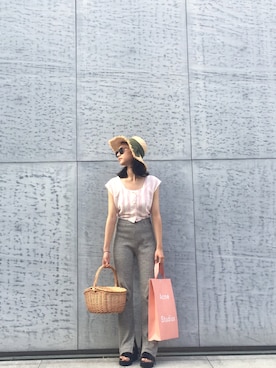 「アイテム（スラックス）」を使った、SEIKAさん（レディース・165cm・10代）の秋コーディネート