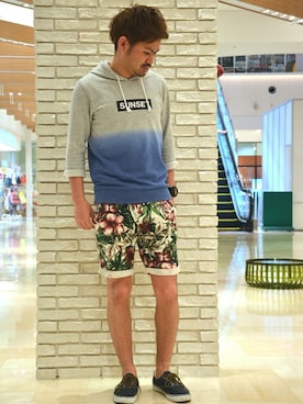 VENCE EXCHANGE MEN'S STAFFさん（メンズ・173cm）の春コーディネート