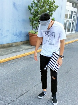 「アイテム（クラッチバッグ）」を使った、VENCE EXCHANGE MEN'S STAFFさん（メンズ・173cm）の夏コーディネート